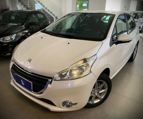 Peugeot 208 Active Pack 1.5 8v MT