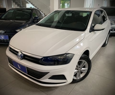 Volkswagen Novo Polo Hatch 1.0 12v MT