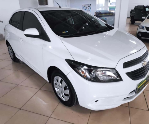 Chevrolet Onix HATCH Joy 1.0 8V Flex 5p Mec.  - Branca - 2019/2019