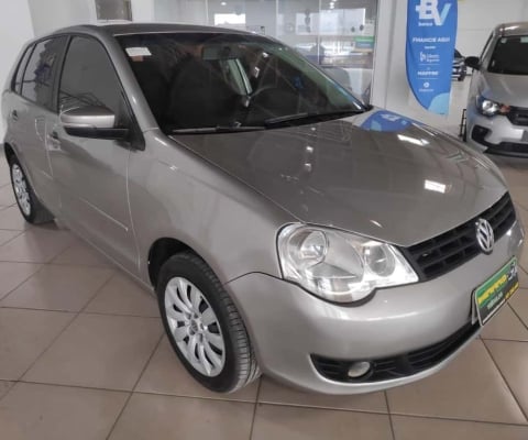 Volkswagen Polo 1.6 Mi/S.Ouro 1.6 Mi Tot.Flex 8V 5p  - Prata - 2012/2013