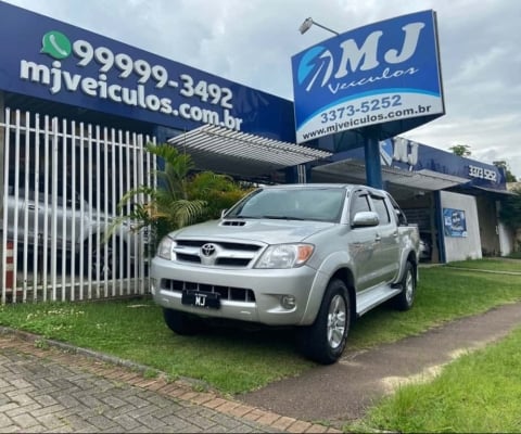 Toyota Hilux Cabine Dupla CD 4X4 SRV