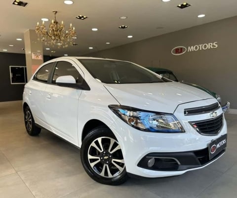 Chevrolet Onix 2015 1.4 mpfi ltz 8v flex 4p automático