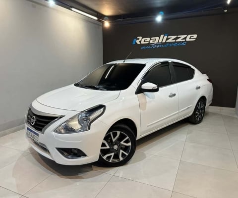 Nissan VERSA UNIQUE 1.6 16V FlexStart 4p Aut.