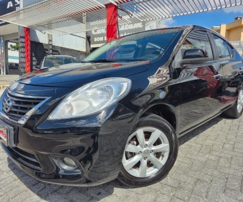 NISSAN VERSA SL 1.6 COMPLETO BAIXA KM