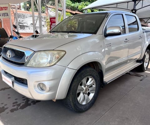 TOYOTA HILUX 3.0