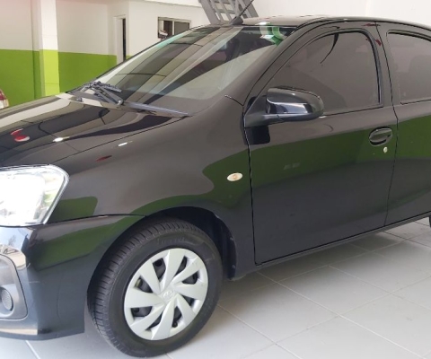 Toyota Etios 1.3 X automático, Flex.