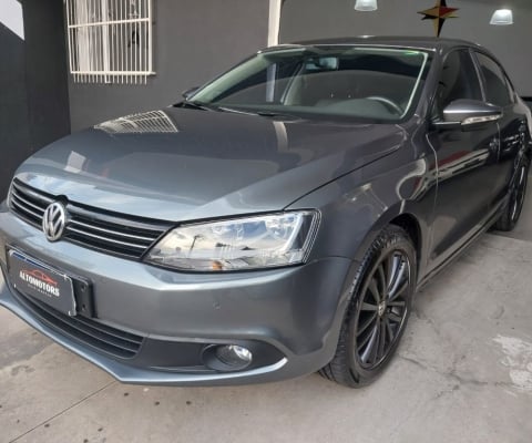 Jetta 2.0 Confortline 2014 automatico completo