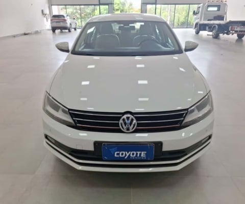 VOLKSWAGEN Jetta 2.0 4P TSI HIGHLINE 200 CV AUTOMÁTICO