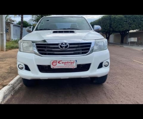 TOYOTA HILUX CD4X4 SRV 2015