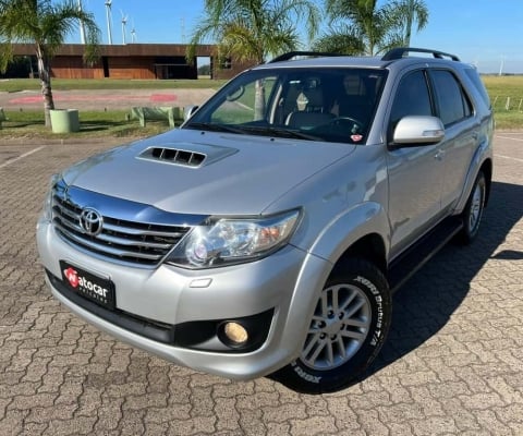 Toyota Hilux sw4 2015 3.0 srv 4x4 16v turbo intercooler diesel 4p automático