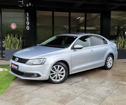 Volkswagen Jetta 2013 2.0 tsi highline 200cv gasolina 4p tiptronic