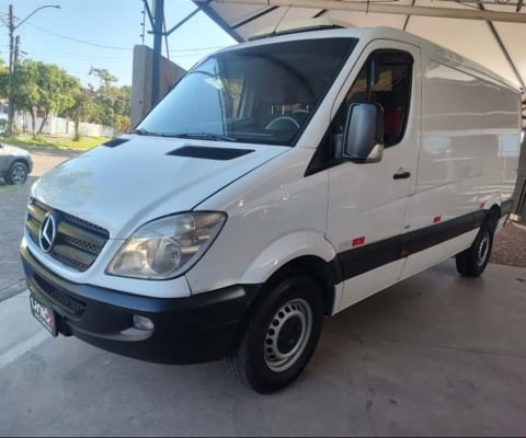 Mercedes-Benz SPRINTER 2.2 FURGÃO STREET 415 CDI TETO BAIXO DIESEL 3P MANUAL