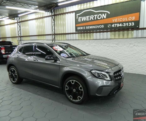 Mercedes-Benz Gla 200 GLA 200 Night 1.6. TB 16V Flex Aut. - Cinza - 2018/2019