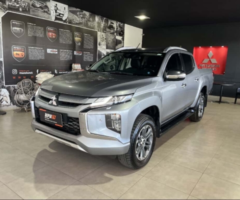 Mitsubishi L200 TRITON 2.4 16V TURBO DIESEL SPORT HPE-S CD 4P 4X4 AUTOMÁTICO