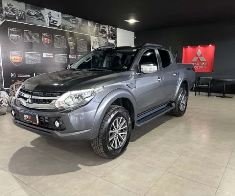 Mitsubishi L200 TRITON 2.4 16V TURBO DIESEL SPORT HPE-S CD 4P 4X4 AUTOMÁTICO