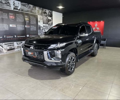 Mitsubishi L200 TRITON 2.4 16V TURBO DIESEL SPORT HPE-S CD 4P 4X4 AUTOMÁTICO