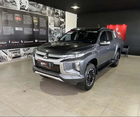 Mitsubishi L200 TRITON 2.4 16V TURBO DIESEL SPORT HPE CD 4P 4X4 AUTOMÁTICO