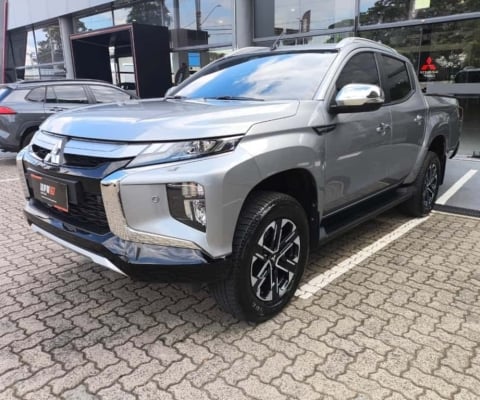 Mitsubishi L200 TRITON 2.4 16V TURBO DIESEL SPORT HPE-S CD 4P 4X4 AUTOMÁTICO