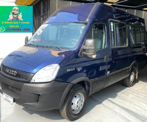 Iveco Daily 45S 170 Executiva 16 lugares