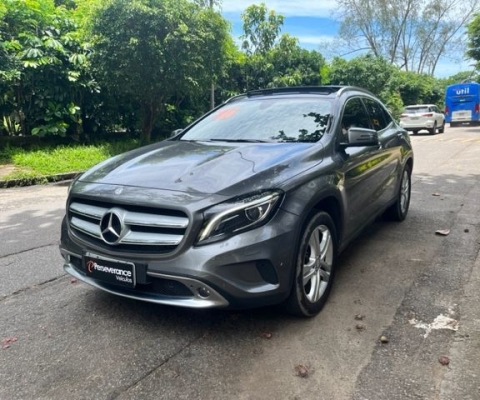 Mercedes GLA 250 2016 Top de Linha Teto Solar Apenas 35000km