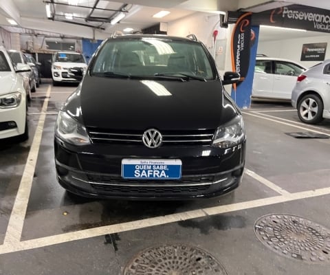 VW SPACEFOX 1.6 2012 COMPLETA UDONO APENAS 50000KM RARIDADE PARA EXIGENTES