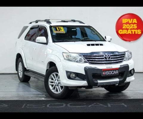 TOYOTA HILUXSW4 SRV4X4 2013