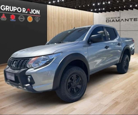 Mitsubishi L200 TRITON 2.4 16V TURBO DIESEL OUTDOOR GLX CD 4X4 MANUAL