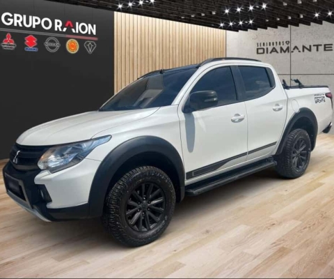 Mitsubishi L200 TRITON 2.4 16V TURBO DIESEL SPORT HPE CD 4P 4X4 AUTOMÁTICO