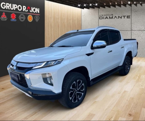 Mitsubishi L200 TRITON 2.4 16V TURBO DIESEL SPORT HPE-S CD 4P 4X4 AUTOMÁTICO