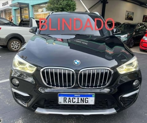 BMW X1 2.0 16V Turbo Activeflex Sdrive20i X-line - 2017/2018