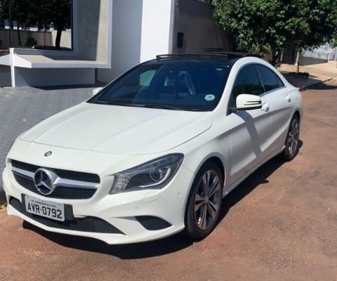 MERCEDES-BENZ CLA 200 à venda.