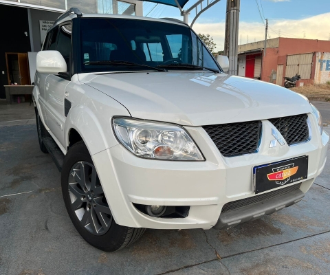 MITSUBISHI PAJERO TR4 à venda.