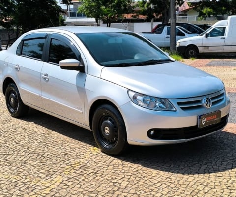 Volkswagen Voyage 1.0 TREND Total Flex - 2012