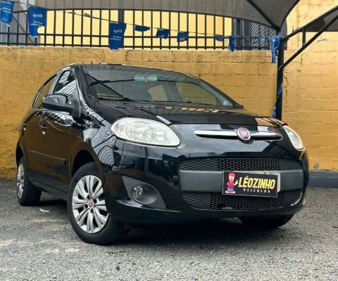 Fiat Palio attractive flex completo 1.4 2015