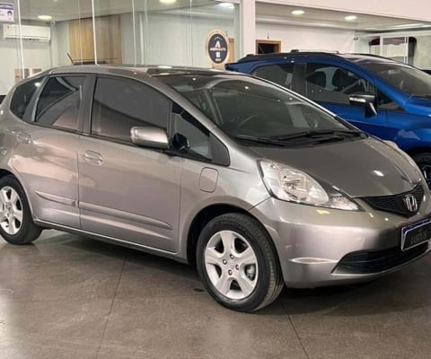 HONDA FIT 1.4 LX 16V FLEX 4P MANUAL 2011