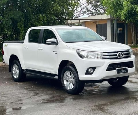 TOYOTA HILUX 2.7 SRV CD 4X4 AT 2017