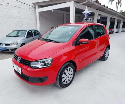 Volkswagen Fox 1.0 Mi Total Flex 2014