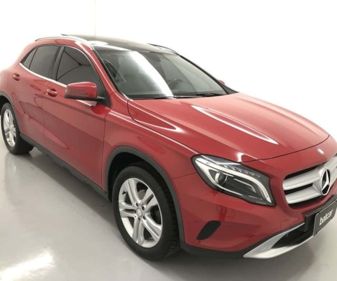 Mercedes-Benz GLA 200 1.6 CGI VISION 16V TURBO FLEX 4P AUTOMÁTICO