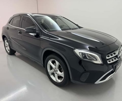 Mercedes-Benz GLA 200 1.6 CGI FLEX ADVANCE 7G-DCT