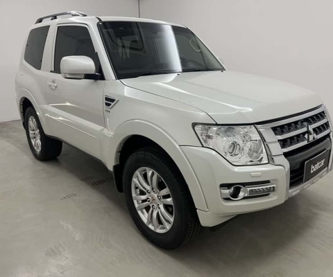 Mitsubishi PAJERO FULL 3.8 HPE 4X4 V6 24V GASOLINA 2P AUTOMÁTICO