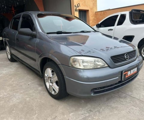 Astra GL Milenium 1.8 MPFI 4p