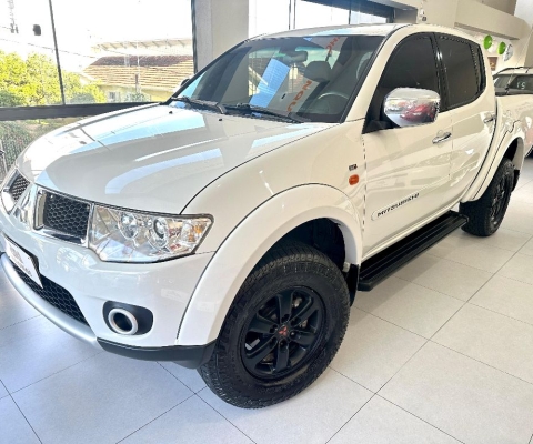 MITSUBISHI L200 TRITON 3.2 HPE 4X4 CD 16V TURBO INTERCOOLER DIESEL 4P AUTOMÁTICO