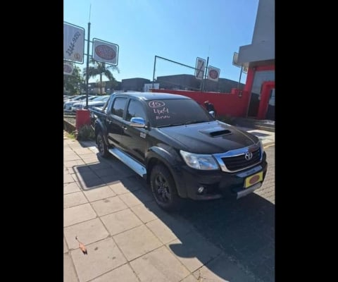 TOYOTA HILUX CD4X4 SR 2015