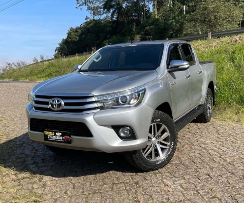 Toyota Hilux CD SRX 4x4 2.8 TDI 16V Diesel Aut.  - Prata - 2016/2016