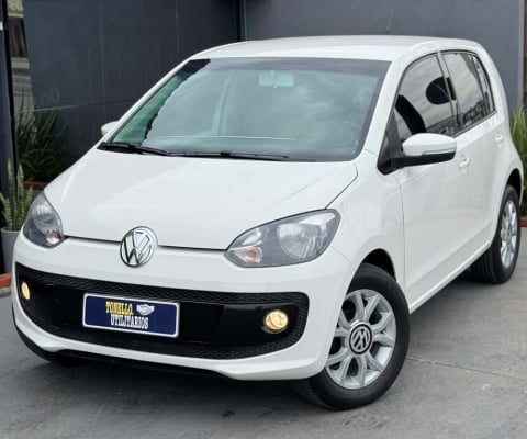 Volkswagen Up high 1.0 Total Flex 12V 5p  - Branca - 2014/2015