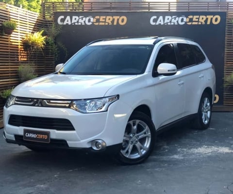 Mitsubishi OUTLANDER 2.0  Aut. 2015 Gasolina  Segurança e Potencia