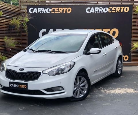 Kia Motors Cerato 1.6 Aut. 2014 Flex ótima Opção Para quem busca Conforto