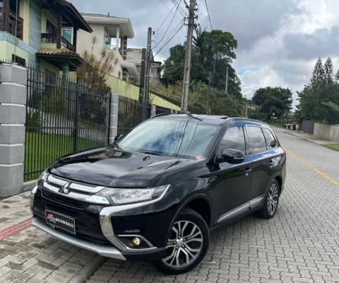 Mitsubishi Outlander Ano 2016 Motor 2.0 135 mil km Veículo Completo!!