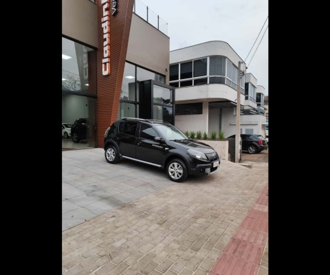 Renault SANDERO STEPWAY Hi-Power 1.6 8V 5p 2014 Flex