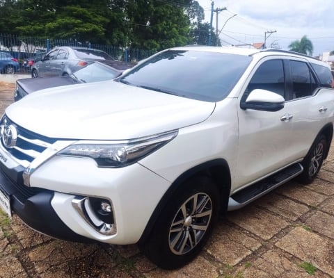 toyota hilux sw4 srx 2.8 aut diesel 2019